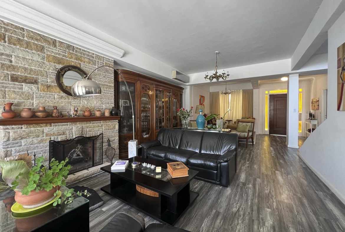 Casa - Alfaro 437 - Acassuso