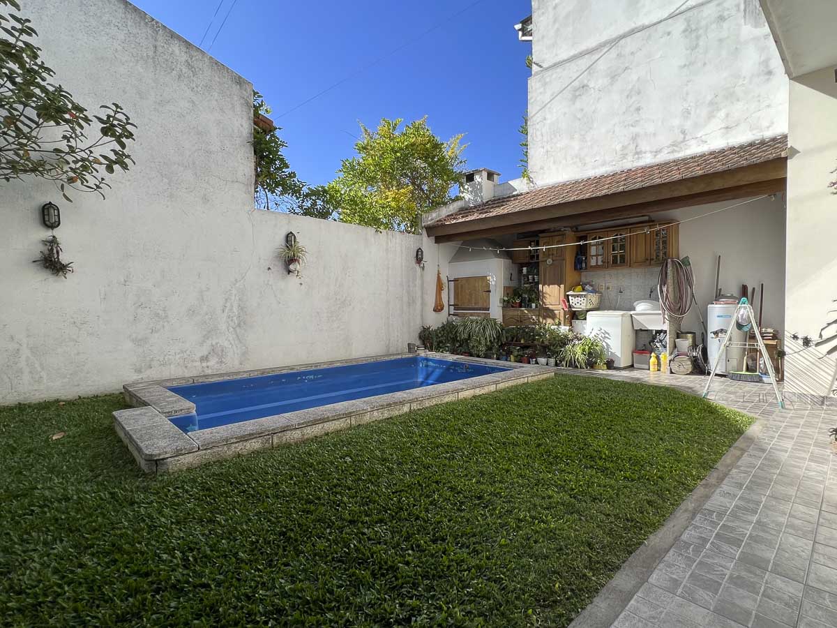 Casa en Esmeralda 2883, Florida