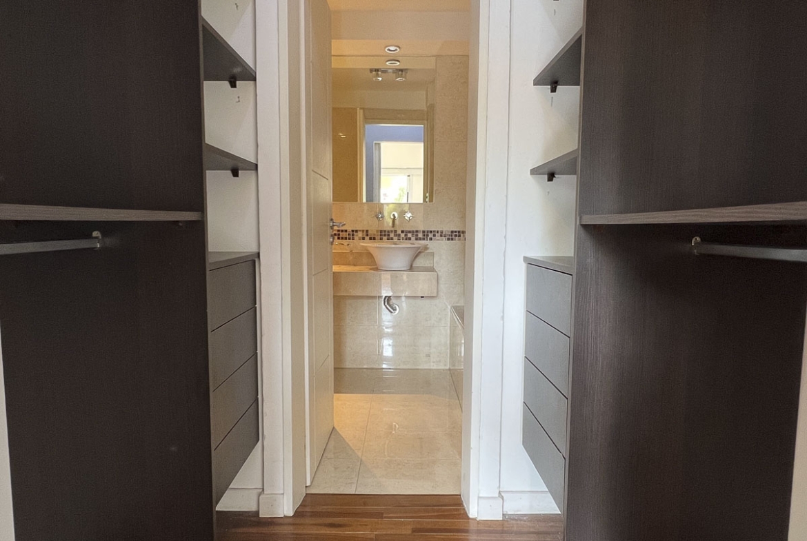 Departamento en San Martín 1766, Florida